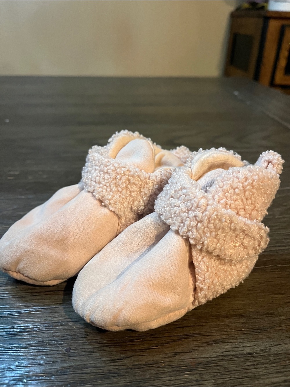 Cozy Teddy Baby Booties in Blush Pink